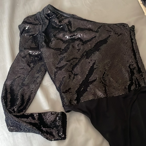 All Saints Black Sequin One-Shoulder Top one piece - Picture 2 of 3
